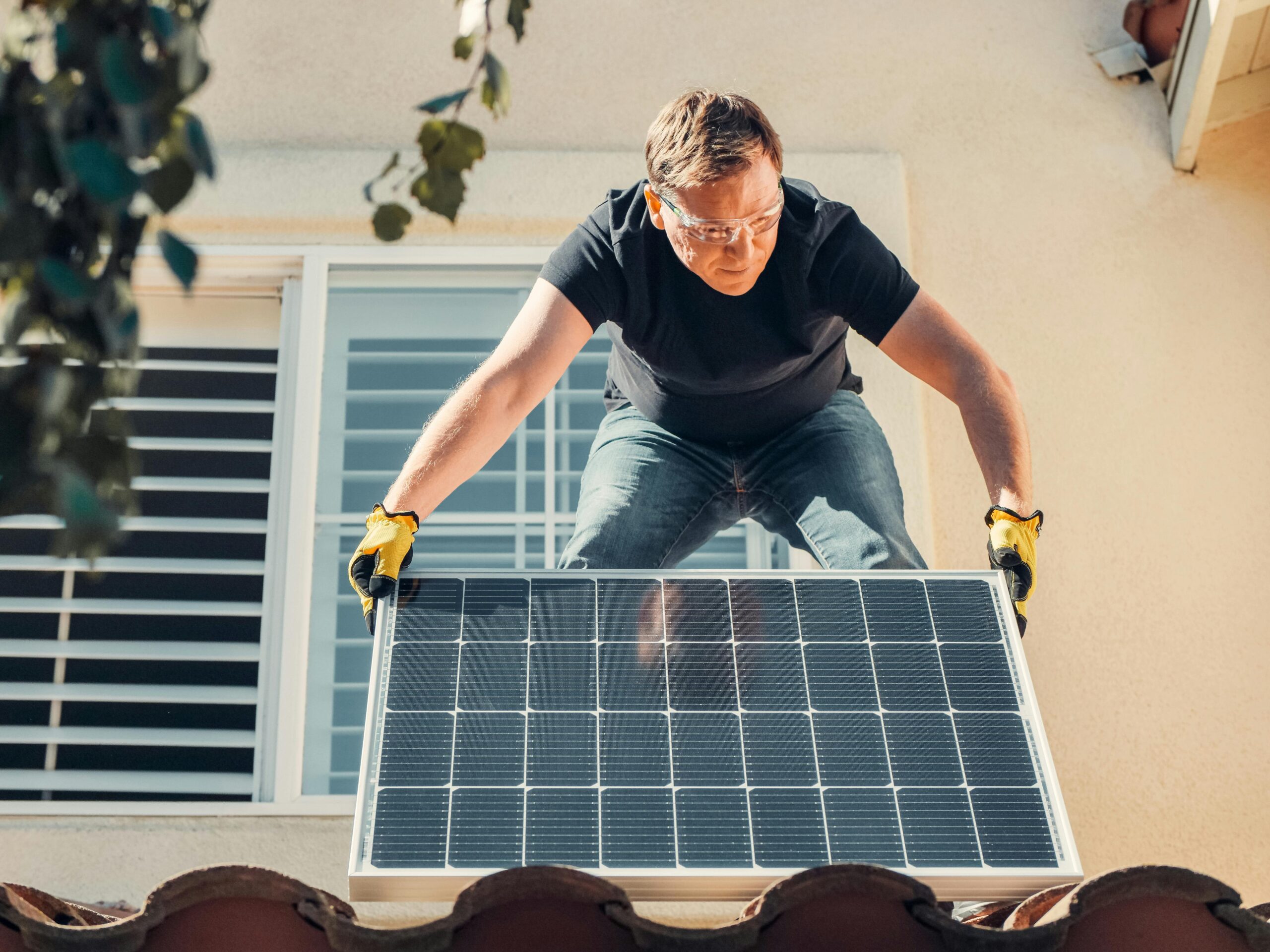 smart green tips, green tips, Solar Panel Maintenance: Guide for Longevity,, Renewable energy